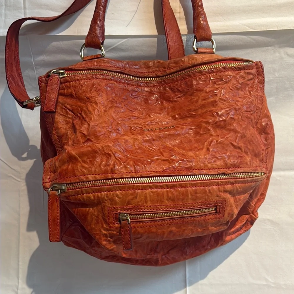 Givenchy Women's wrinkled Orange Leather Pandora Bag medium - Picture 4 of 7